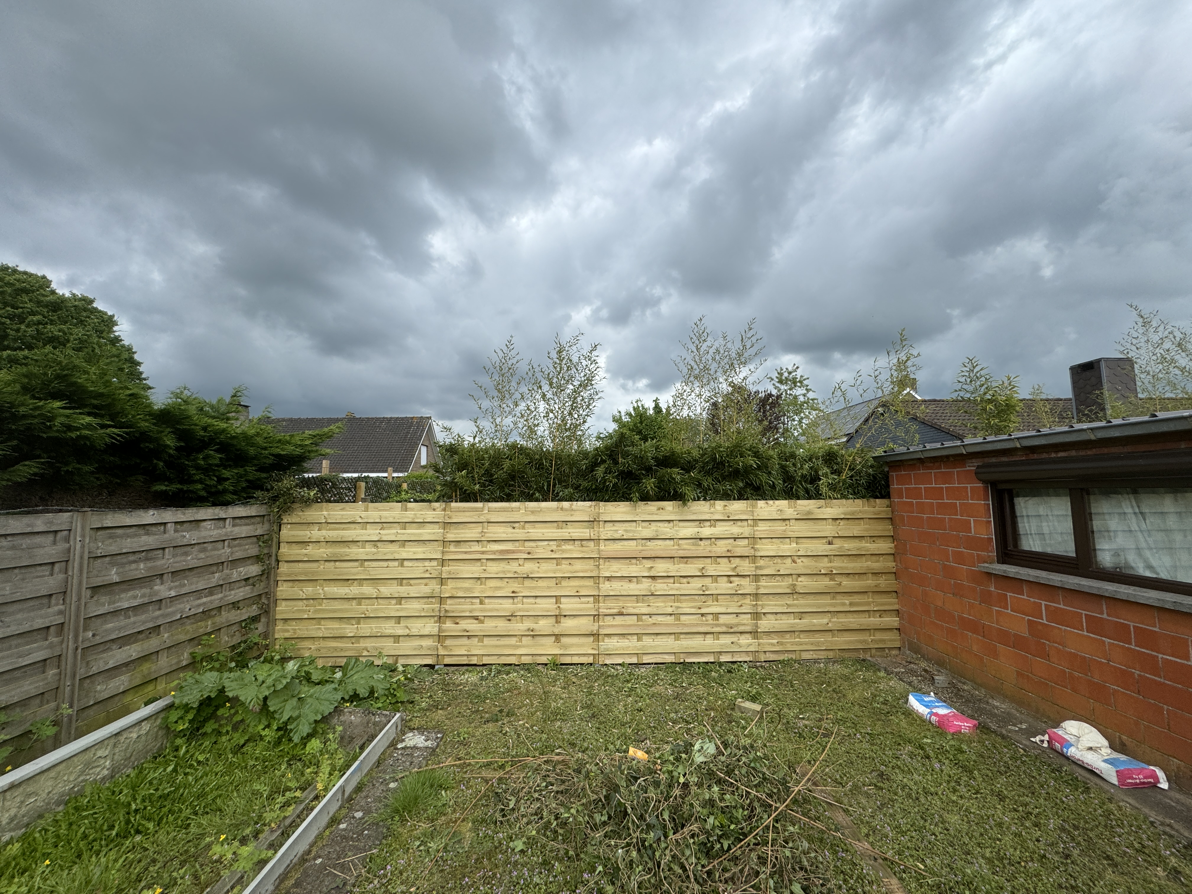 Afsluitingen en bijgebouwen door Tuinen TDS