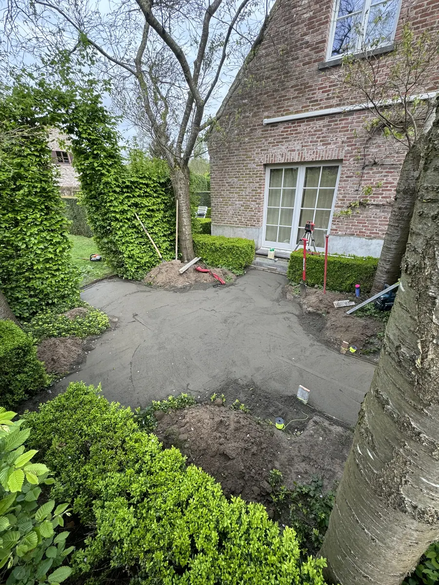 Voor aanleg - Klinkerpad & Border Aanleg